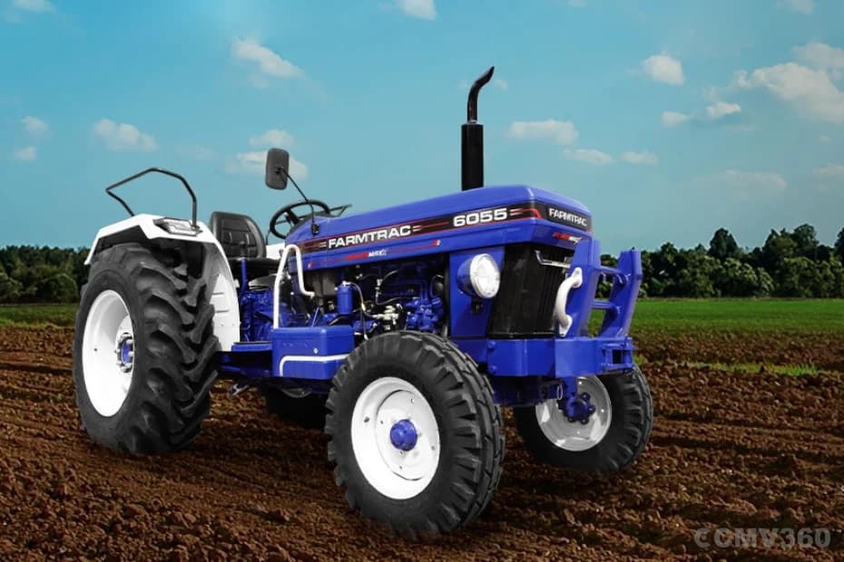 Farmtrac 6055 Powermaxx E CRT Right Front Three Quarter Farmtrac 6055 Powermaxx E CRT Right Front Three Quarter
